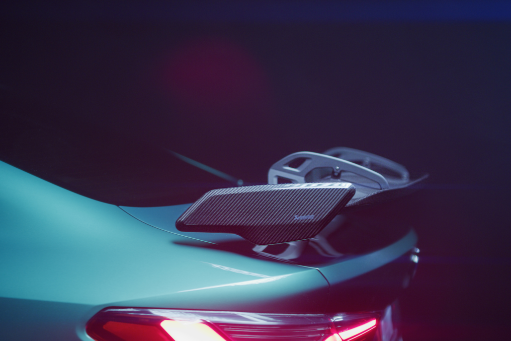 Aileron carbone Glossy AKRAPOVIC BMW M4 G82 / Compétition – Image 5